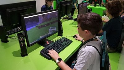 Videojuegos violentos afectan al comportamiento de niños ante armas reales - Tecnologia - ABC Color