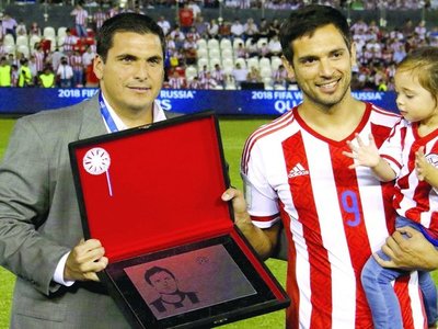 Sanabria y Santa Cruz, los dos grandes ausentes de Paraguay en Copa América