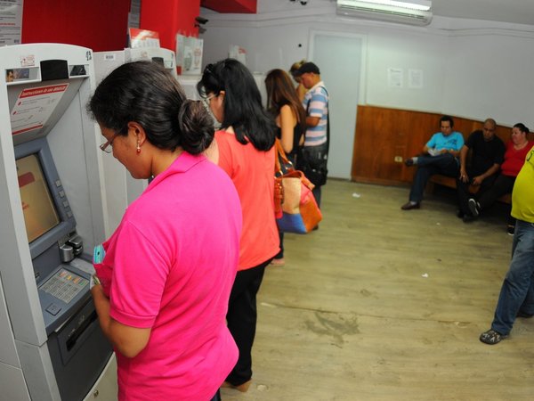 Salario mínimo: Ejecutivo decreta aumento de G. 71.000