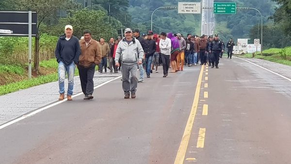 YERBATEROS CERRARÁN ACCESO A SECADEROS DE 3 INDUSTRIAS.