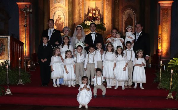 Elegante boda de Marcela y Pablo