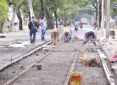 Sepultan vías de tranvía en Sajonia - Edicion Impresa - ABC Color