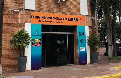 Gran cantidad de visitantes en primeros días de la Feria Internacional de Libro » Ñanduti