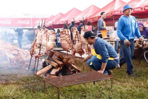 Comilona de Teletón habilitó sus puertas para la gran actividad solidaria » Ñanduti
