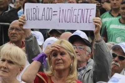 HOY / Jubilados sufren y piden equiparación salarial: “Iremos hasta con sillas de ruedas y bastones”