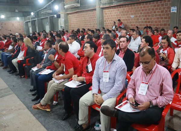 Puja por controlar seccionales
