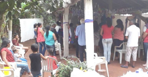 El rollete lleva agua de la “¡canilla milagrosa!