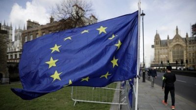 Unión Europea amenaza a empresas de EE.UU.