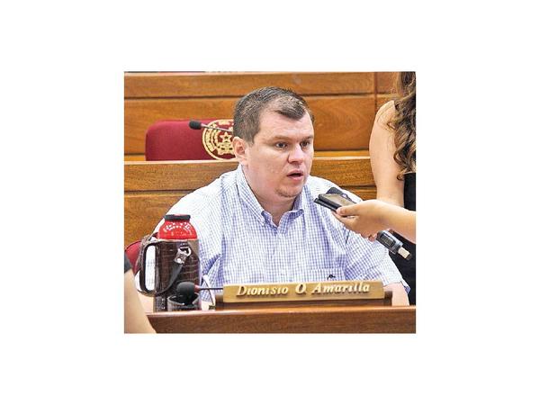 Presentarán amparo para que entreguen declaración jurada del senador llanista