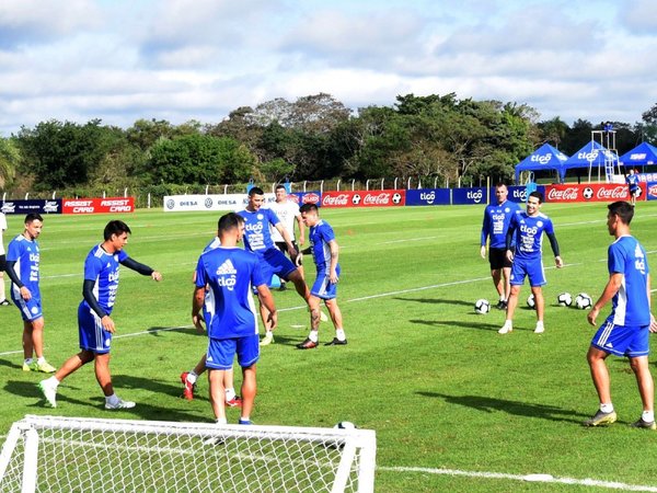 Berizzo plasma su idea en el campo