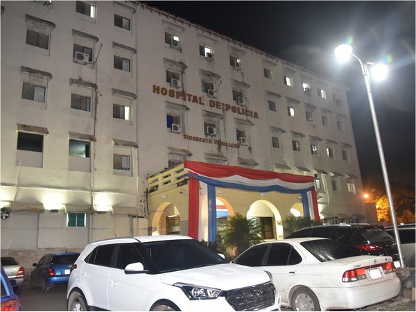Policía dispara a su esposa y es imputado por intento de feminicidio