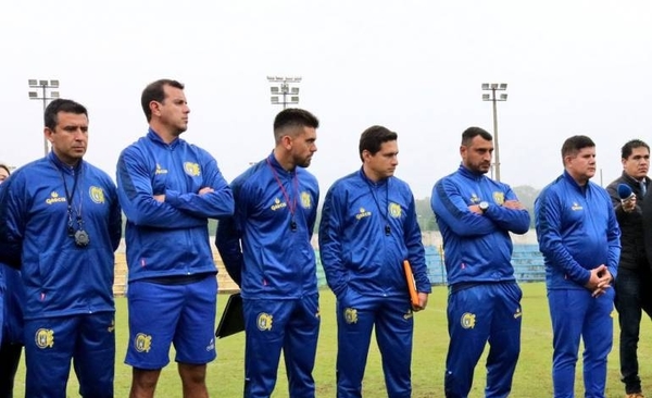 HOY / El Depor, con Jara a la cabeza, pone manos a la obra
