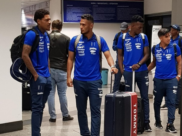 Honduras llegó para el amistoso frente a Paraguay