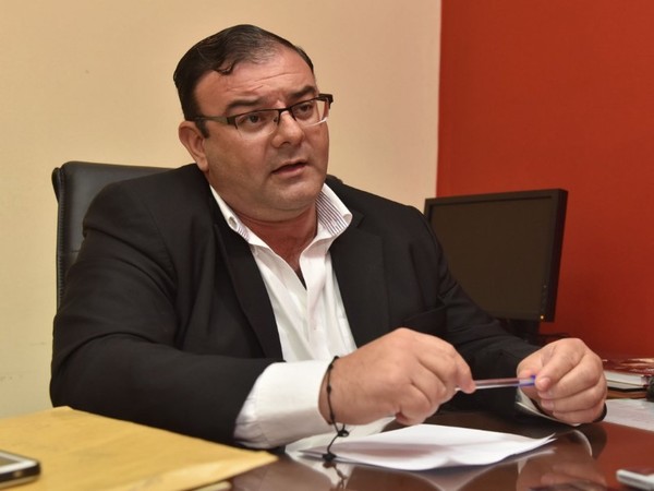 Nueva acción dilatoria de legislador procesado - Radio 1000 AM