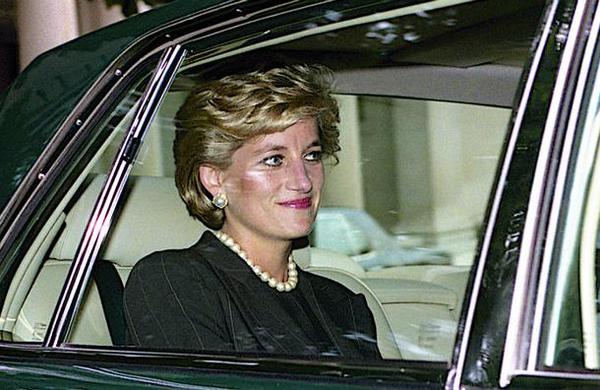 Las fotos que revelan el acoso que vivió Lady Di por parte de los paparazzis - C9N
