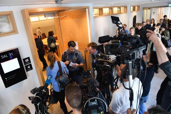 Justicia sueca se pronuncia sobre detención de Assange por presunta violación - Internacionales - ABC Color