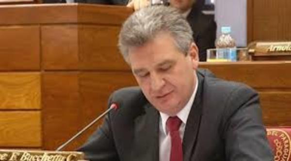 Senador Bacchetta asegura que no se romperá pacto con Llanismo - .::RADIO NACIONAL::.
