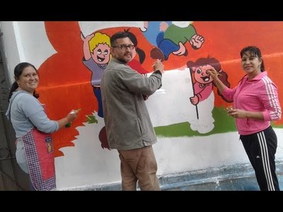 DOCENTES EMBELLECEN ESCUELAS PINTANDO SUS MURALES