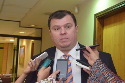 Honor Colorado acompañará pérdida de investidura de Amarilla