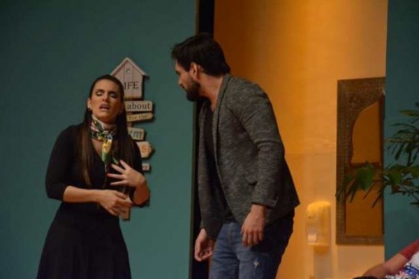 Sigue El Teatro Latino Con Agua Clara
