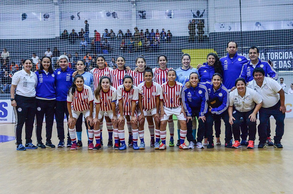 Bronce para selección femenina en Grand Prix de Futsal | .::Agencia IP::.