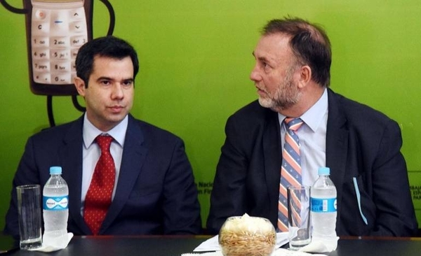 HOY / Titulares de Hacienda y BCP a Brasil: romper bloqueo de importación de reales, la meta