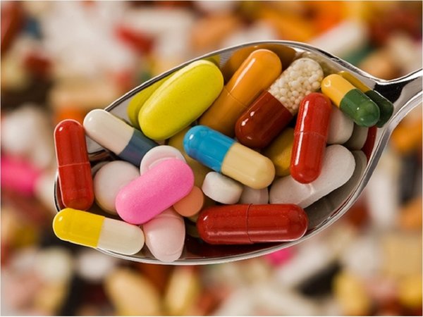 Automedicación con analgésicos puede retrasar atención y agudizar lesiones