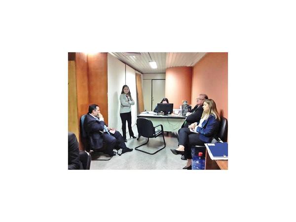 Jueza suspende audiencia para no alargar la causa del diputado Rivas