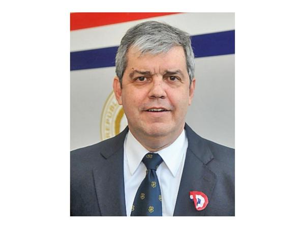 Riera reclama que Marito no consulta a su partido y habla de depurar el Gobierno