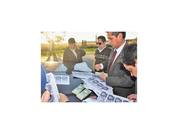 Detienen a un periodista por extorsión en entrega vigilada