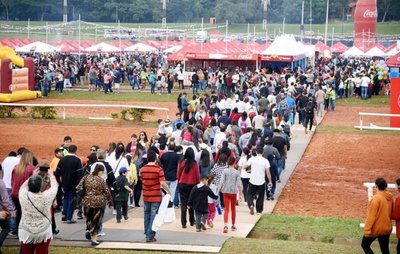Comilona de Teletón supera las expectativas - Edicion Impresa - ABC Color