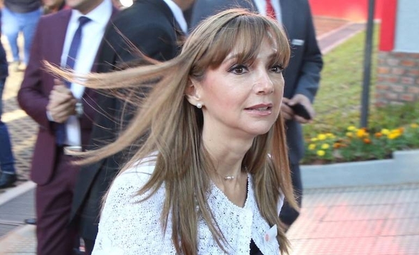 HOY / Lamentable desidia de Bacigalupo en promoción de cursos del SNPP