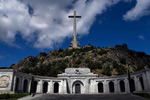España: suspenden exhumación de restos de Franco - Internacionales - ABC Color