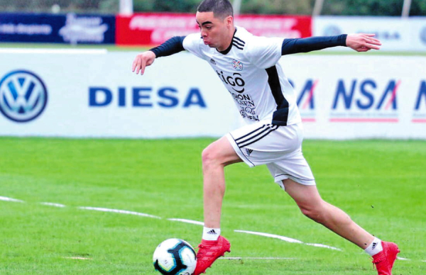 Albirroja, lista para el amistoso | Diario Vanguardia 08