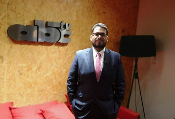 HOY / Periodista ‘doble faz’ negociaba espacios en ABC para políticos, reconoce productora