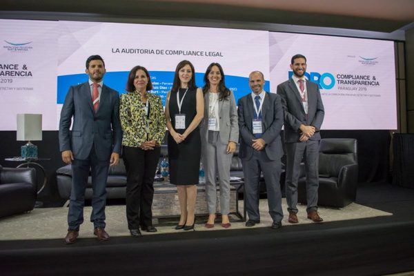 Foro Compliance: empresarios hacen llamado a la transparencia