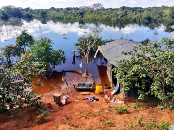 Asistencia por fin llegó a los afectados de Arroyos y Esteros - ADN Paraguayo