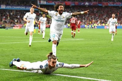 El nuevo delantero del Real Madrid - Versus