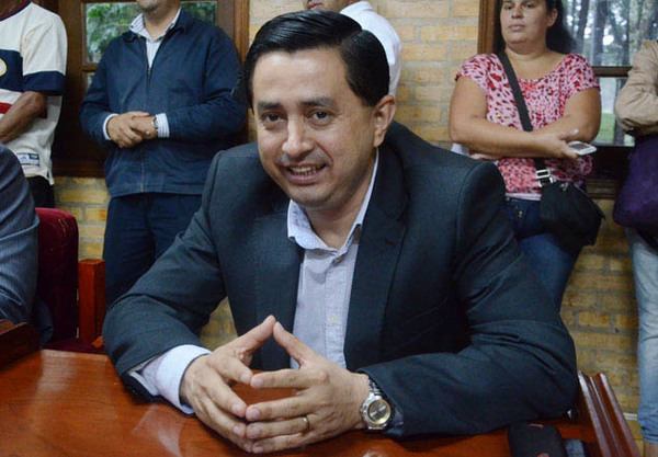 “Con soberbia y atropellando a los ediles, no irá a ningún lado” - ADN Paraguayo