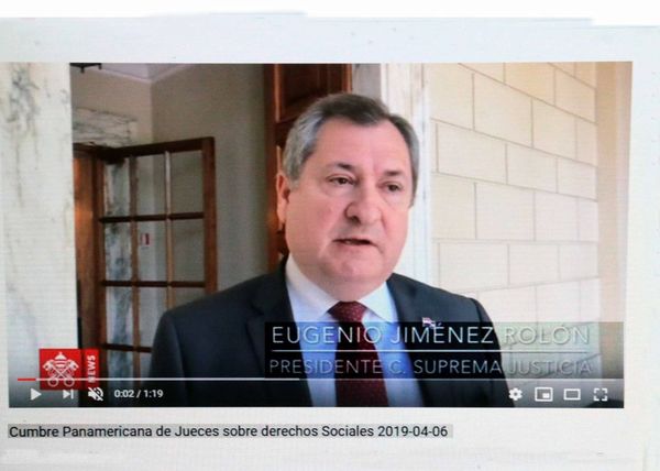 Titular de la Corte en Cumbre Panamericana de Jueces