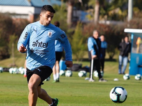 Luis Suárez se incorpora a Uruguay y ultima su puesta a punto