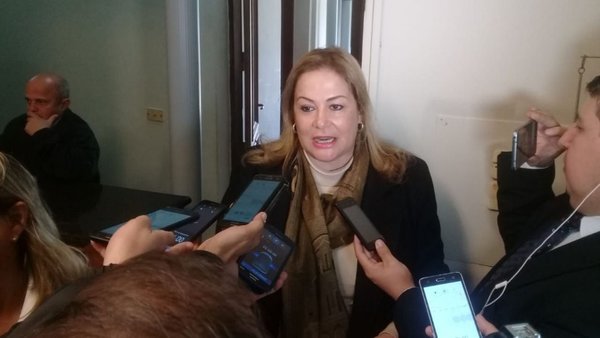 Exigen que Abdo “baje línea” sobre Amarilla - Nacionales - ABC Color