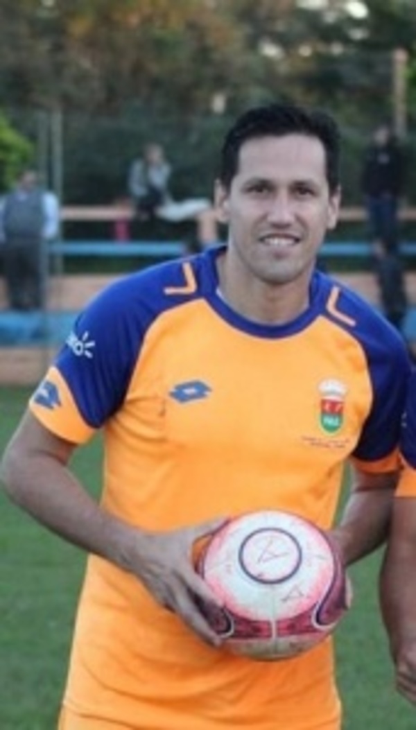 Futbolista sanjosiano milita con suceso en el Nacional B - ADN Paraguayo