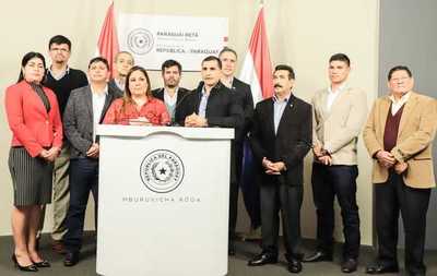 Clientes de Petropar ayudarán «Con litros de solidaridad» a afectados por las inundaciones | .::Agencia IP::.