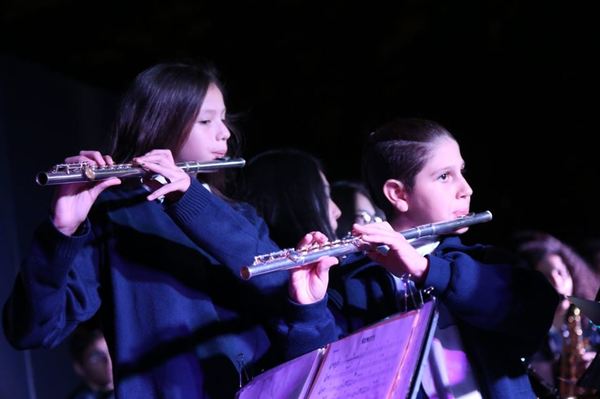 Inicio del tradicional “Rohayhuve che Barrio” al ritmo de la Guarania - ADN Paraguayo