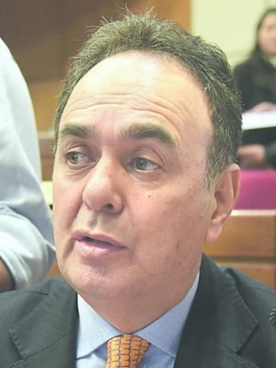 Caso Amarilla: Monges podría abstenerse de votar por pérdida de investidura - 730am - ABC Color