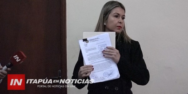 SAN JUAN DEL PNÁ: INTENDENTE PRESENTÓ DOCUMENTOS A LA JUNTA MUNICIPAL.