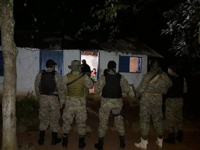 Caen cuatro personas por doble homicidio en Escobar