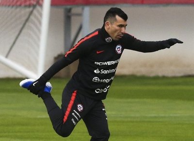 Medel admite “problemas” con Bravo - Deportes - ABC Color