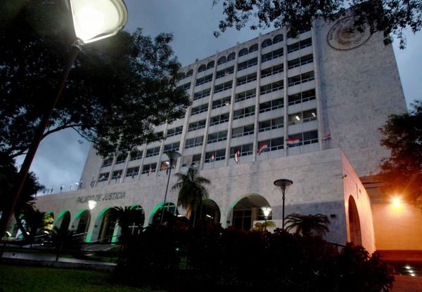 Decisiones de la plenaria de la Corte Suprema de Justicia